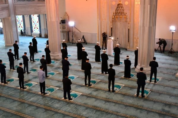Step-by-Step Guide to Performing Salah